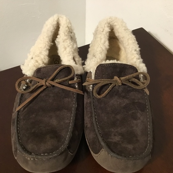 ugg slippers 9